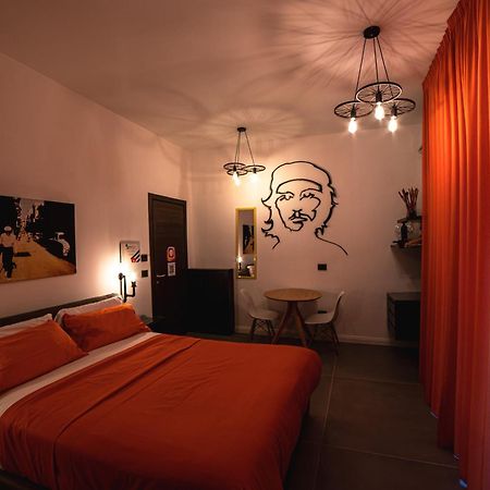 ナポリ トレド ステーション B ＆ B Bed & Breakfast エクステリア 写真